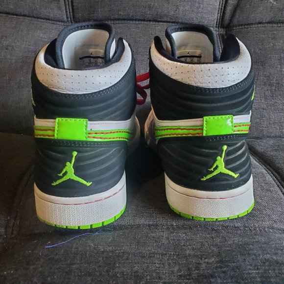*SUPER RARE* 2013 Jordan 1 Retro High OG 'Electric Green' Size 11 - Picture 5 of 7